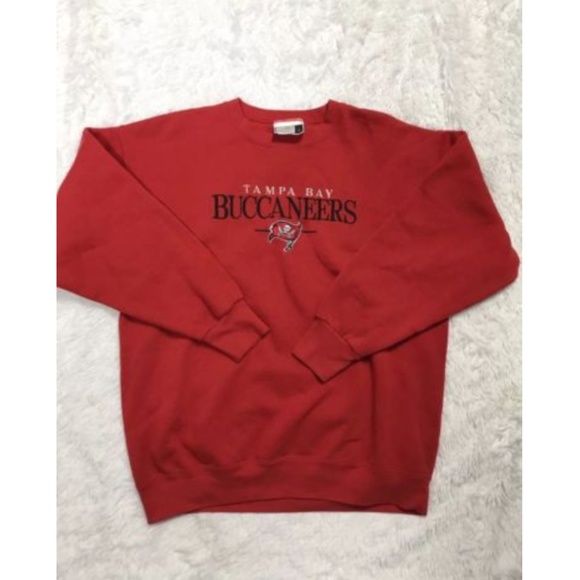 buccaneers crewneck